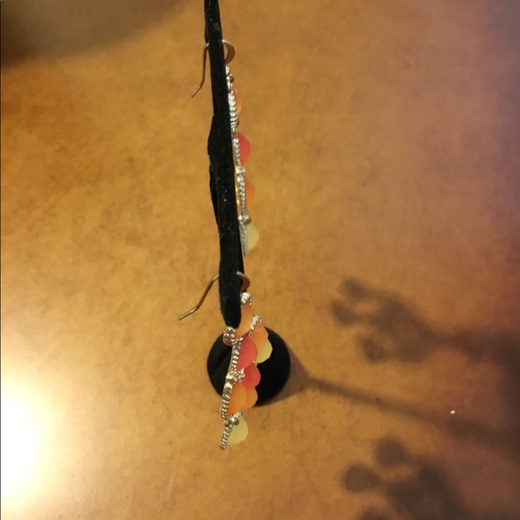 Style & Co Earring & necklace set - Picture 3 of 3